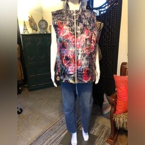 Women’s Dolcezza Floral Quilted Zip Front Vest in Multicolor